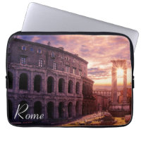 Atardecer sobre el Coliseo de Roma