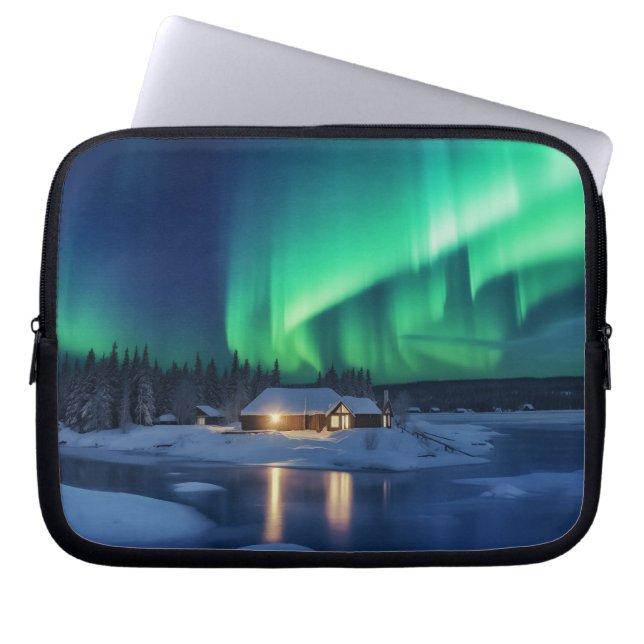 Funda Para Portátil Aurora borealis sobre la cabaña de invierno (Frente)