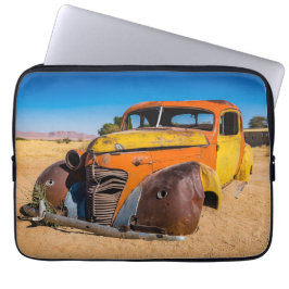 Funda Para Portátil Auto viejo y abandonado en Solitaire, Namibia