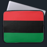 Funda Para Portátil Bandera panafricana<br><div class="desc">Este diseño presenta la bandera panafricana (también conocida como la bandera de la Liberación Negra, la bandera de la UNIA o la bandera afroamericana), que es una bandera tricolor compuesta por tres bandas horizontales de rojo, negro y verde. La Asociación Universal para el Progreso del Negro y la Liga de...</div>