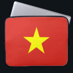 Funda Para Portátil Bandera vietnamita (Vietnam)<br><div class="desc">Este diseño presenta la bandera nacional de Vietnam (oficialmente conocida como República Socialista de Vietnam), que es un país en el sudeste asiático. Es el país más oriental de la península indochina. Vietnam tiene fronteras terrestres con China al norte, y Laos y Camboya al oeste. Vietnam también tiene fronteras marítimas...</div>