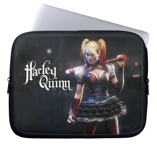 Funda Para Portátil Batman Arkham Knight | Harley Quinn con murciélago (Frente)