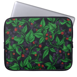 Funda Para Portátil Blackberries sobre gris oscuro