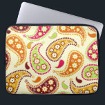 Funda Para Portátil Bolso de la electrónica de Boho Paisley<br><div class="desc">Un bolso de la electrónica que ofrecía un diseño de Paisley en boho inspiró sombras de rosado,  de verde,  Borgoña,  el naranja,  y el amarillo.</div>
