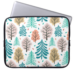 Funda Para Portátil Bosque otoñal: Escena Encantada Sin Mar.