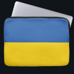 Funda Para Portátil Botón Bandera de Ucrania<br><div class="desc">La bandera de Ucrania es una bandera de dos bandas horizontales de igual tamaño de azul y amarillo. La parte superior representa el cielo y el amarillo representa el trigo. La bandera nacional de Ucrania</div>