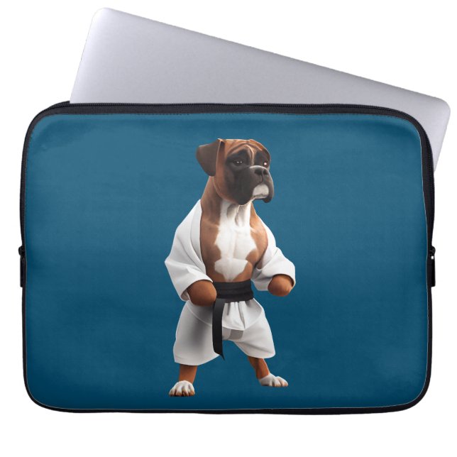 Funda Para Portátil Boxer Dog Play Karate, Boxer Dog Karate Player (Frente)