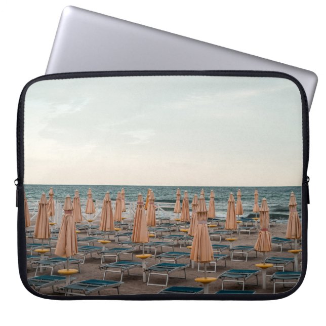 FUNDA PARA PORTÁTIL BROWN UMBRELLA LOT (Frente)