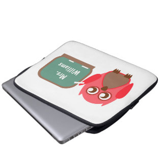 Funda Para Portátil Búho en el bolso de la electrónica de la pizarra
