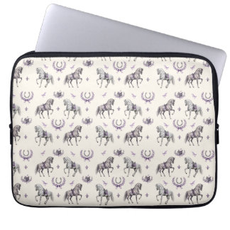 Funda Para Portátil Caballo de Dressage Elegante y Herradura Acuarela