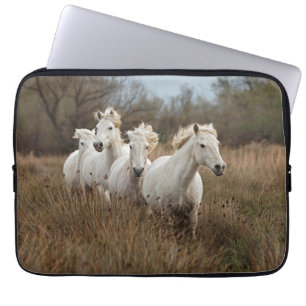 Funda Para Portátil Caballos de Camargue corriendo