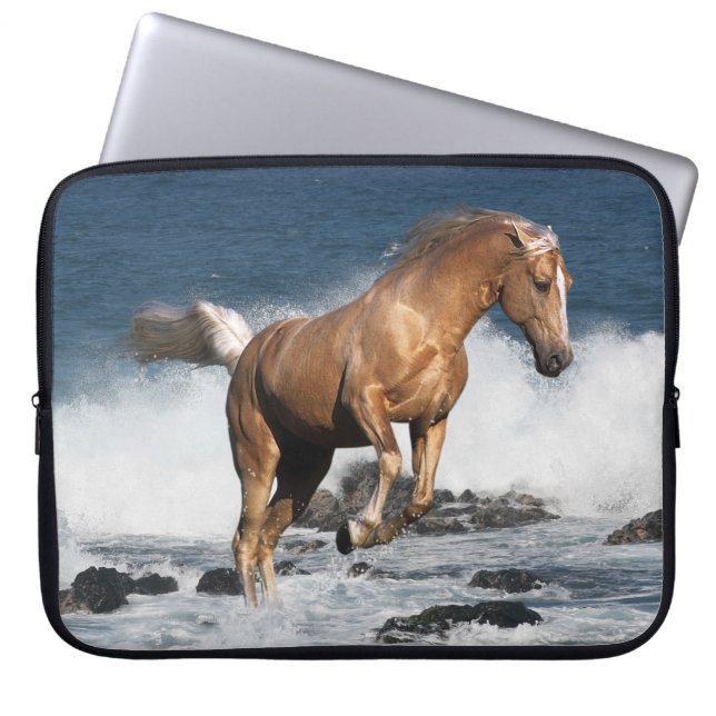 Funda Para Portátil Caballos de la fantasía: Chapoteo del verano (Frente)
