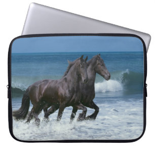 Funda Para Portátil Caballos de la fantasía: Frisios y mar