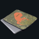 Funda Para Portátil Cabeza de los ciervos y bolso de la electrónica<br><div class="desc">Un bolso de la electrónica que ofrece un ilustracion de un ciervo anaranjado dirige sobre un fondo del camuflaje.  Personalice con su nombre.</div>