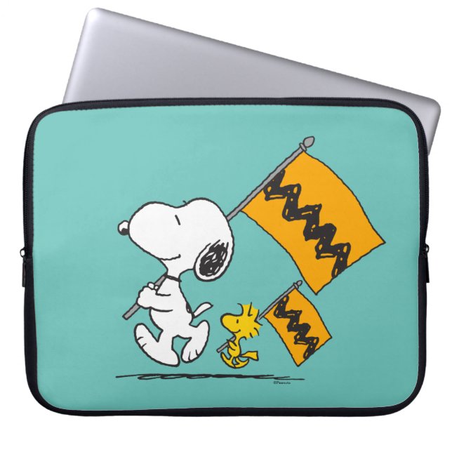 Funda Para Portátil Cacahuetes | Banderas Snoopy & Woodstock (Frente)