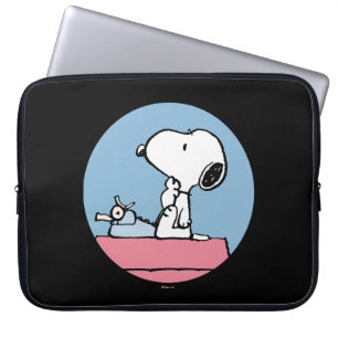 Funda Para Portátil Cacahuetes   Esnoopia en la máquina de escribir