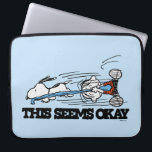 Funda Para Portátil Cacahuetes | Snoopy & Linus<br><div class="desc">Echa un vistazo a este divertido diseño de maní con Snoopy y Linus.</div>