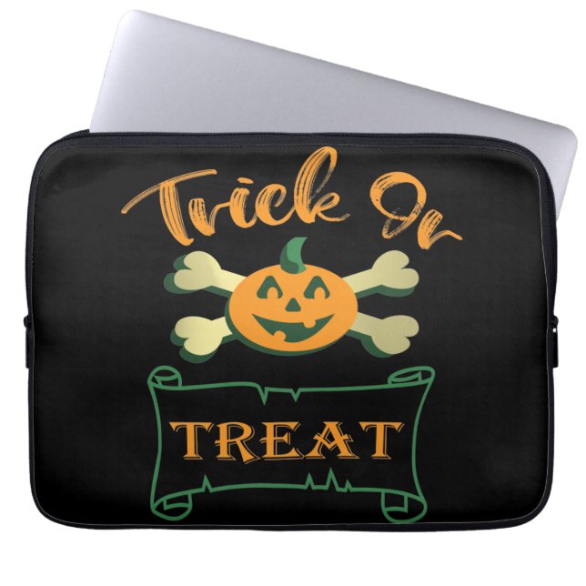 Funda Para Portátil Calabaza de Halloween con truco o tratar cruces (Frente)