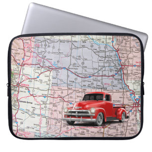 Funda Para Portátil Camión Rojo Retro en el mapa de Estados Unidos