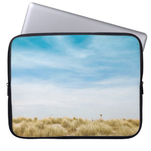 Funda Para Portátil Campo de hierba verde bajo cielo azul