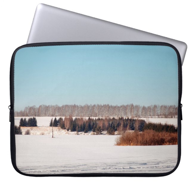Funda Para Portátil Campos y bosques de la Rusia central (Frente)