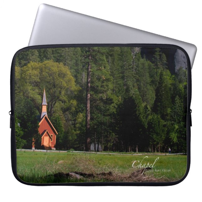 Funda Para Portátil Capilla de Yosemite (Frente)