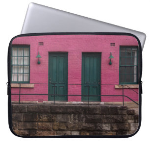 FUNDA PARA PORTÁTIL CASA ROSA CON DOS PUERTAS