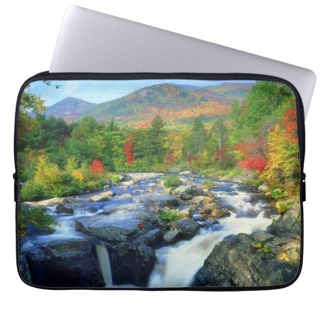 Funda Para Portátil Cascada Flume | Montañas Adirondack (Frente)
