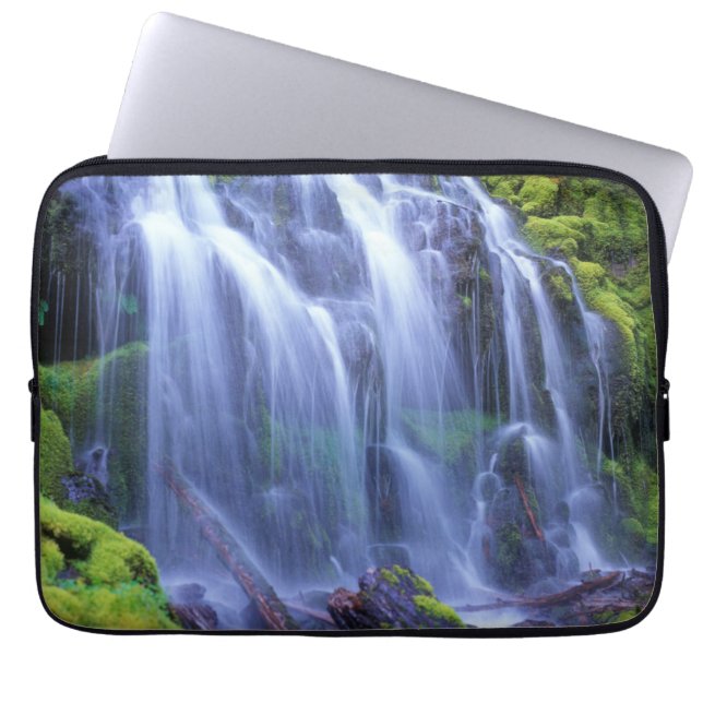 Funda Para Portátil Cascada Proxy en las montañas Cascade central de O (Frente)