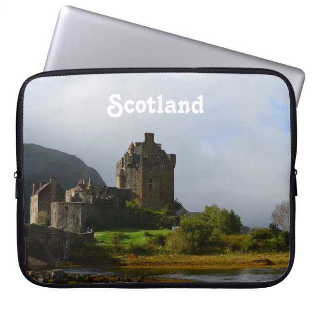 Funda Para Portátil Castillo de Eileen Donan en otoño temprano (Frente)