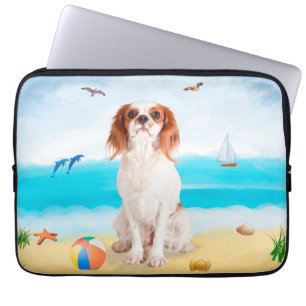 Funda Para Portátil Cavalier King Dog en la playa