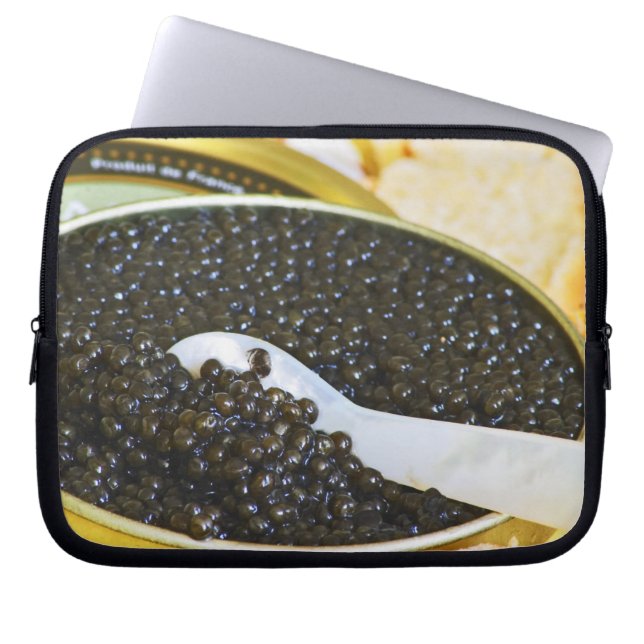 Funda Para Portátil Caviar negro y una cuchara de nacarado a (Frente)