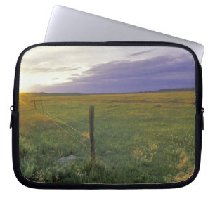 Funda Para Portátil Cerca de alambre de púas en el noreste de Montana