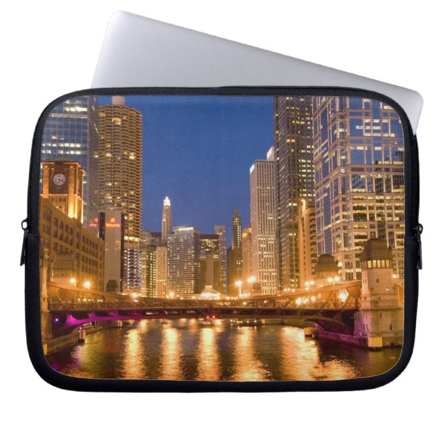 Funda Para Portátil Chicago, Illinois, Skyline y Chicago River at (Frente)