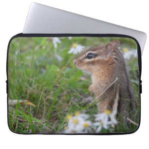 Funda Para Portátil Chipmunk Adorable en flores