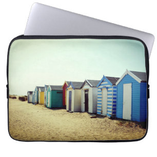 Funda Para Portátil Chozas coloridas de la playa en The Sun