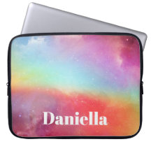 Cielo holográfico oscuro y colorido con nombre per