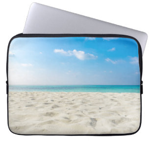 Funda Para Portátil Cielo tropical del arena de mar de la playa y día