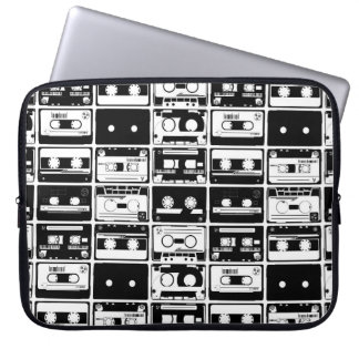 Funda Para Portátil Cintas de audio retro, patrón anticuado.