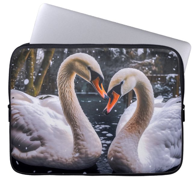 Funda Para Portátil Cisnes románticos en un país maravillosamente inve (Frente)