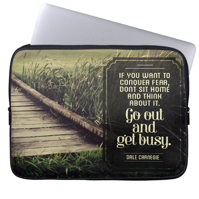 Funda Para Portátil Cita Inspiradora de Dale Carnegie (Frente)