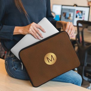 Funda Para Portátil Clásico Faux Brown Leather & Gold Nombre inicial