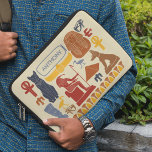 Funda Para Portátil Collage de gráficos egipcios del Antiguo Egipto<br><div class="desc">Esta funda para portátil está lista para ser personalizada con un nombre con letras azules en el interior y un marco de estilo cartouche egipcio. El nombre aparece a ambos lados de esta taza y acompaña un collage de gráficos inspirados en el antiguo Egipto. Mis ilustraciones representan al dios Thoth,...</div>