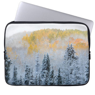 Funda Para Portátil Colores de otoño de los álamos y nieve fresca Keeb
