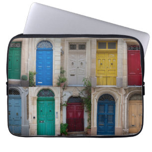 Funda Para Portátil Coloridas puertas delanteras en Malta