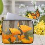 Funda Para Portátil Coloridos y brillantes fotografías de California p<br><div class="desc">Diseñe su portátil con esta hermosa manga para portátiles que presenta un brillante y audaz patrón de adornos florales de California. Agregue el texto de su personalizado al borde inferior para personalizar su funda de portátil. Puedes agregar tu nombre, iniciales o cualquier otra información que quieras incluir. Esta colorida manga...</div>
