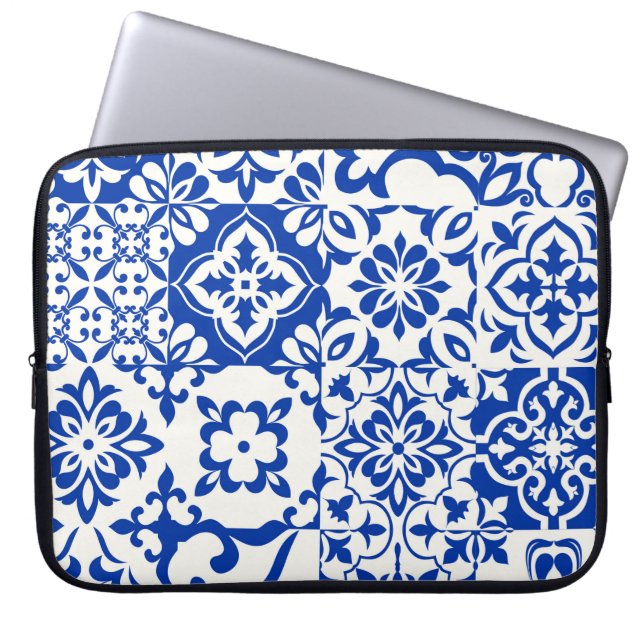 Funda Para Portátil Conjunto de 16 azulejos azules y blancos. Original (Frente)
