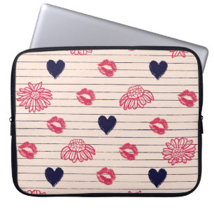 Funda Para Portátil Corazones rojos, labios, patrones de margaritas.