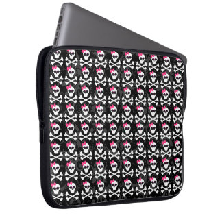 Funda Para Portátil Cráneo gótico y cráneo de los huesos cruzados
