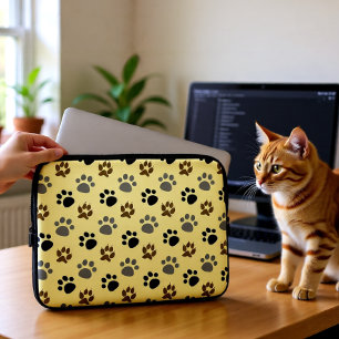 Funda Para Portátil Crema elegante de garras mascota de perro